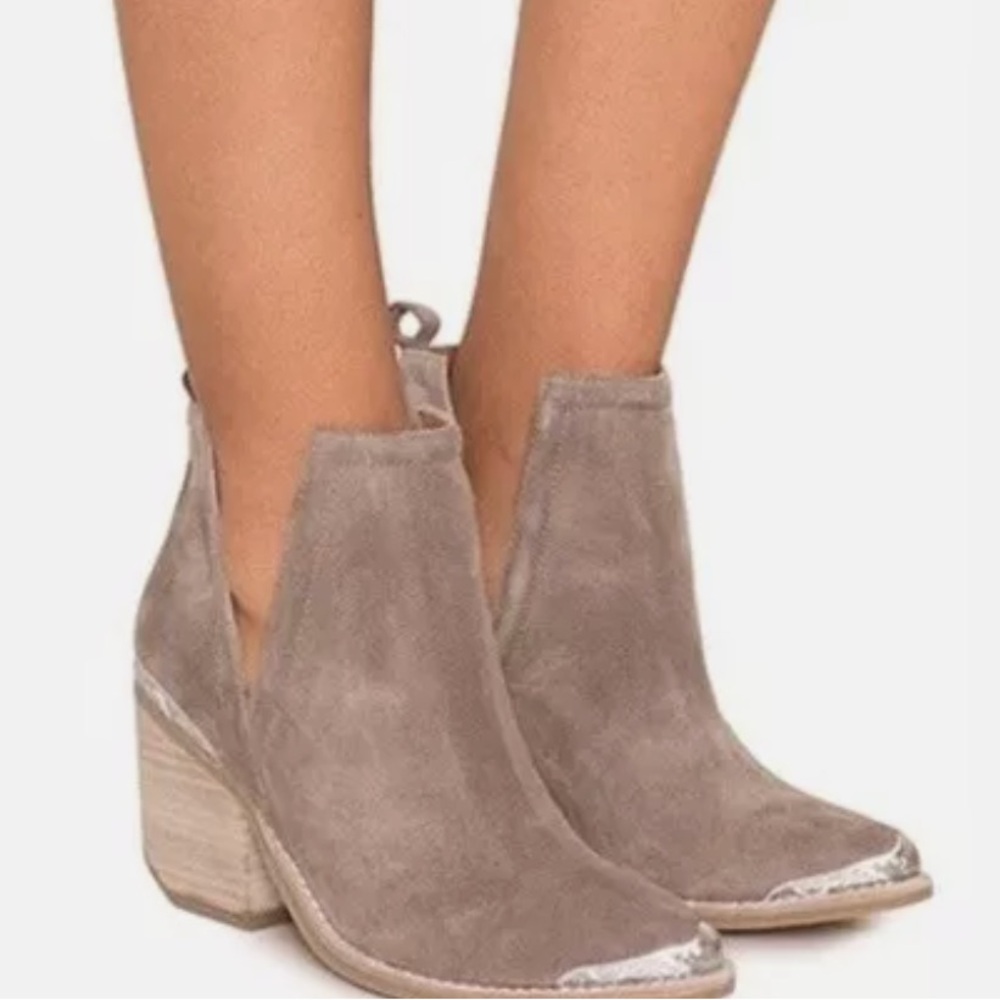 Jeffrey Campbell Cromwell Suede Booties
